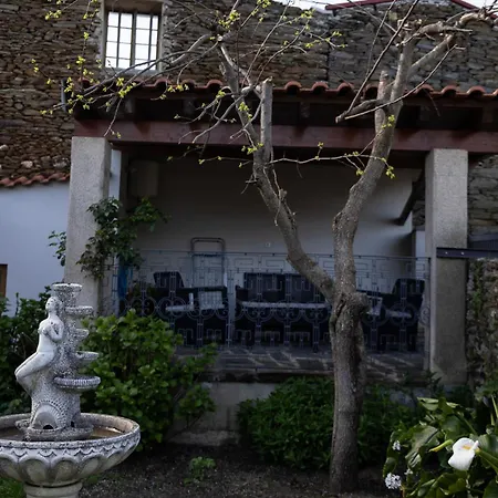 Holiday home Casa Do Lagar *